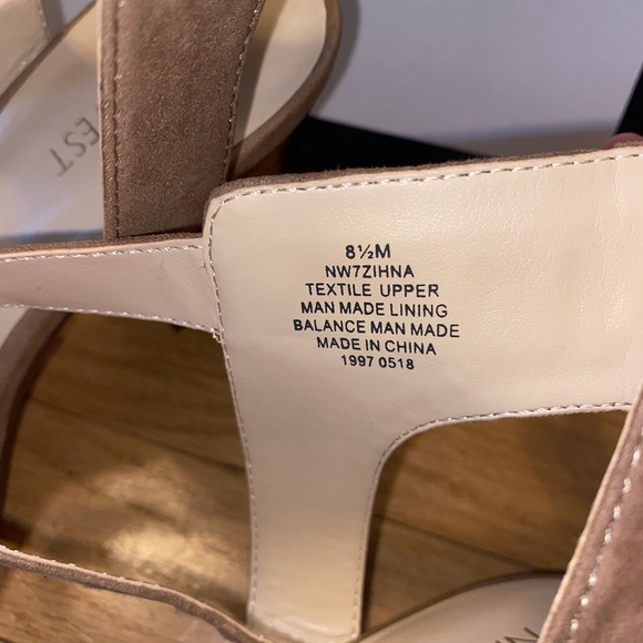 Like New Nine West Wrap Heeled Sandal - Picture 4 of 11